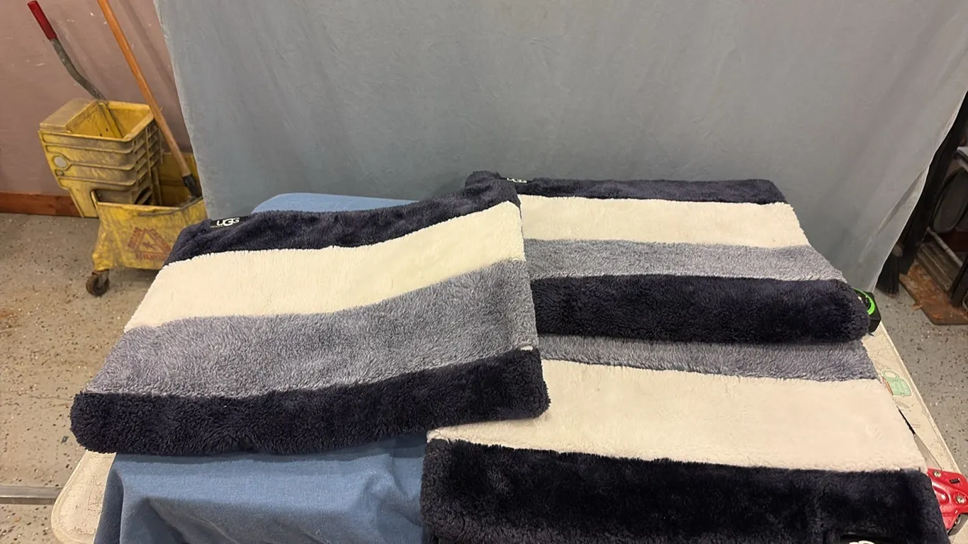 3- Ugg Bathroom Rugs