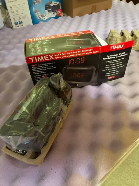 New Timex Alarm Clock Radio