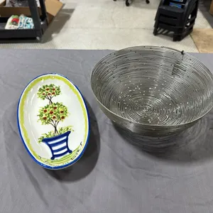 Wire basket, decor bowl
