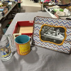 Picture frame, mugs