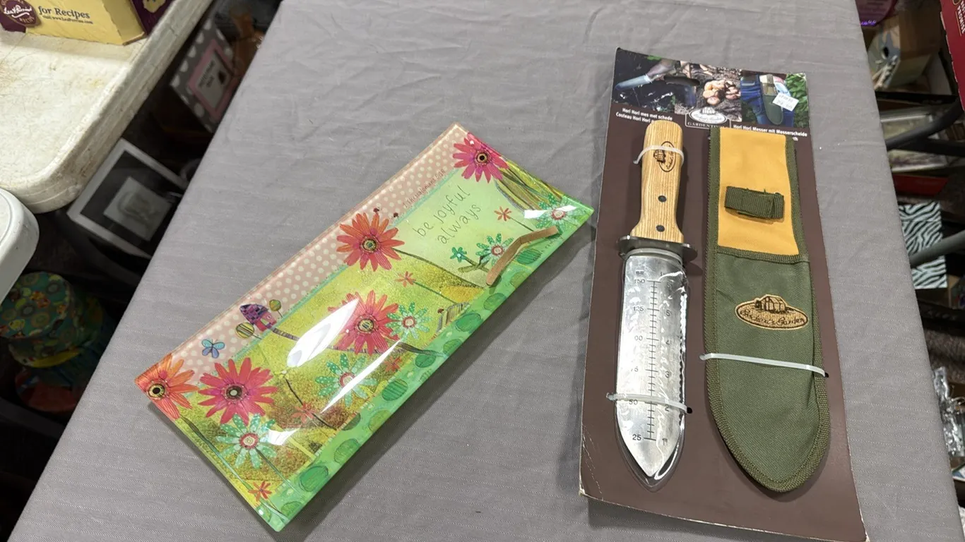 Garden tool, platter