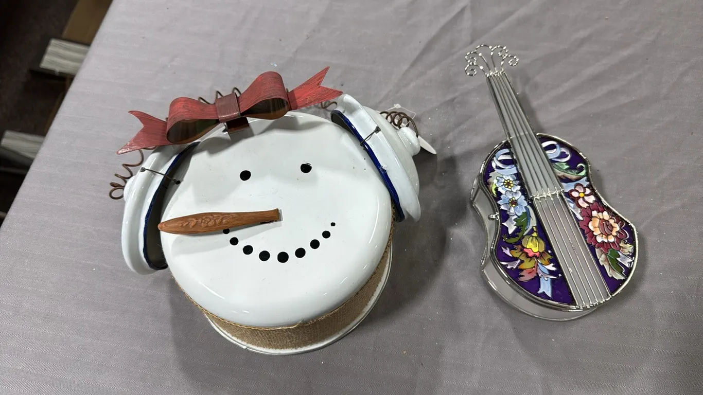 Guitar box, enamel snowman