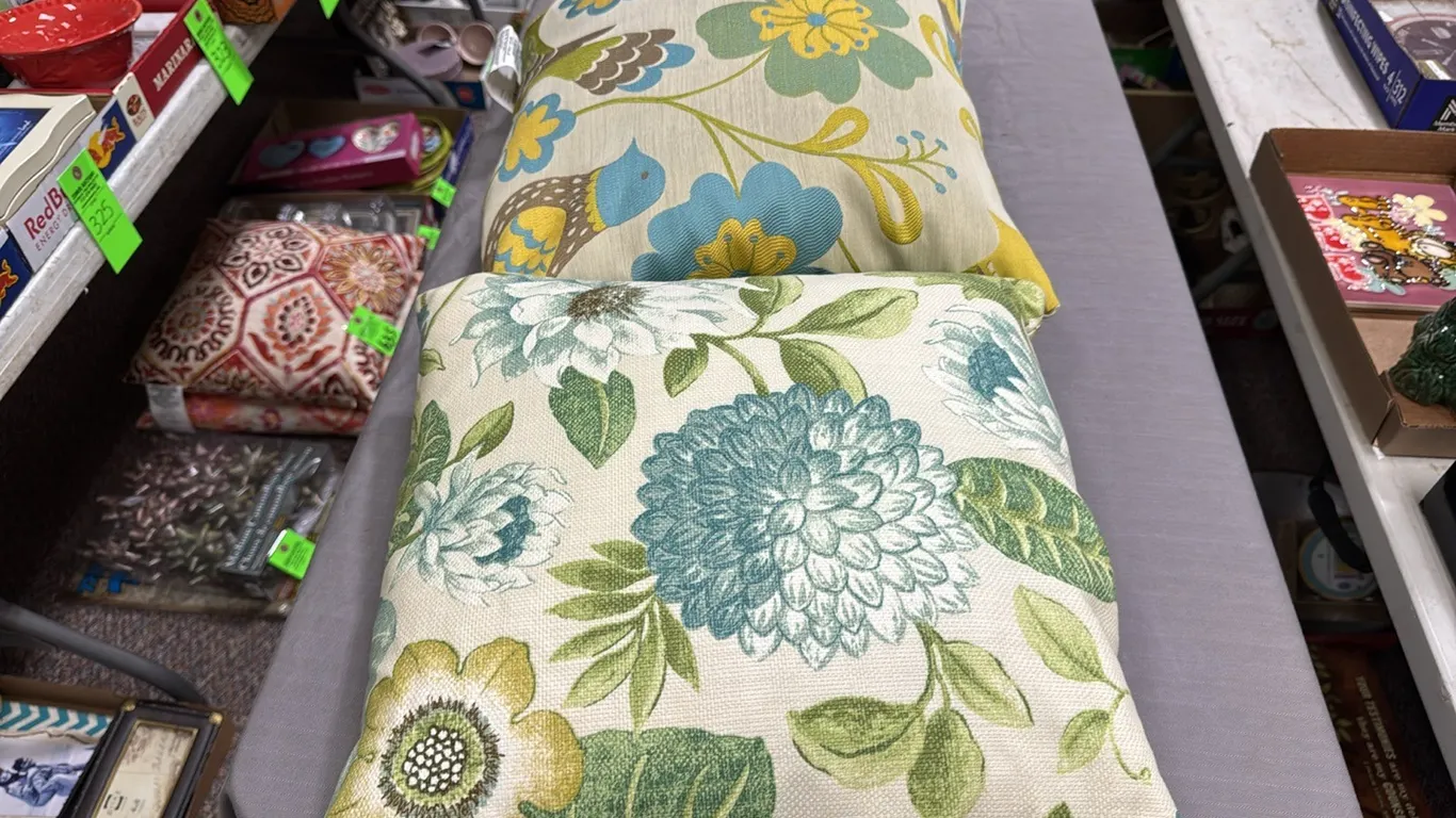 2 pillows