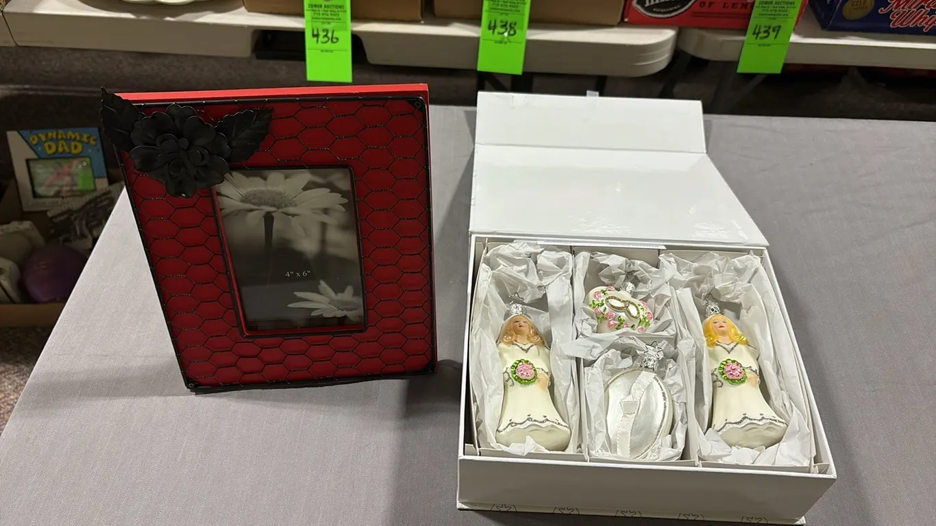 Ornament Set & Picture Frame