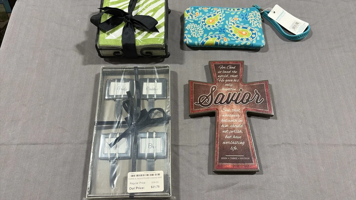 Cross Sign, Napkin Set, Wallet & Cheese Markers