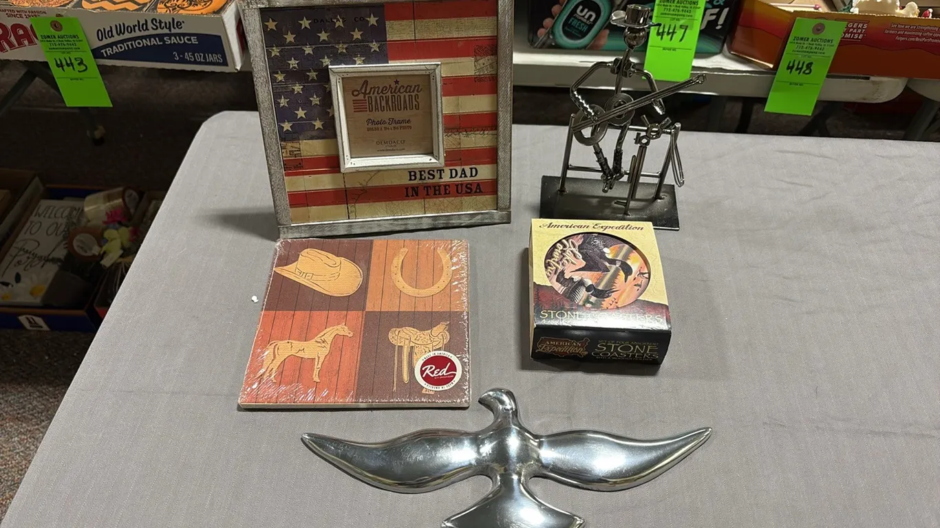 USA Picture Frame, Bird Decor, Coasters & Hardware Figurine
