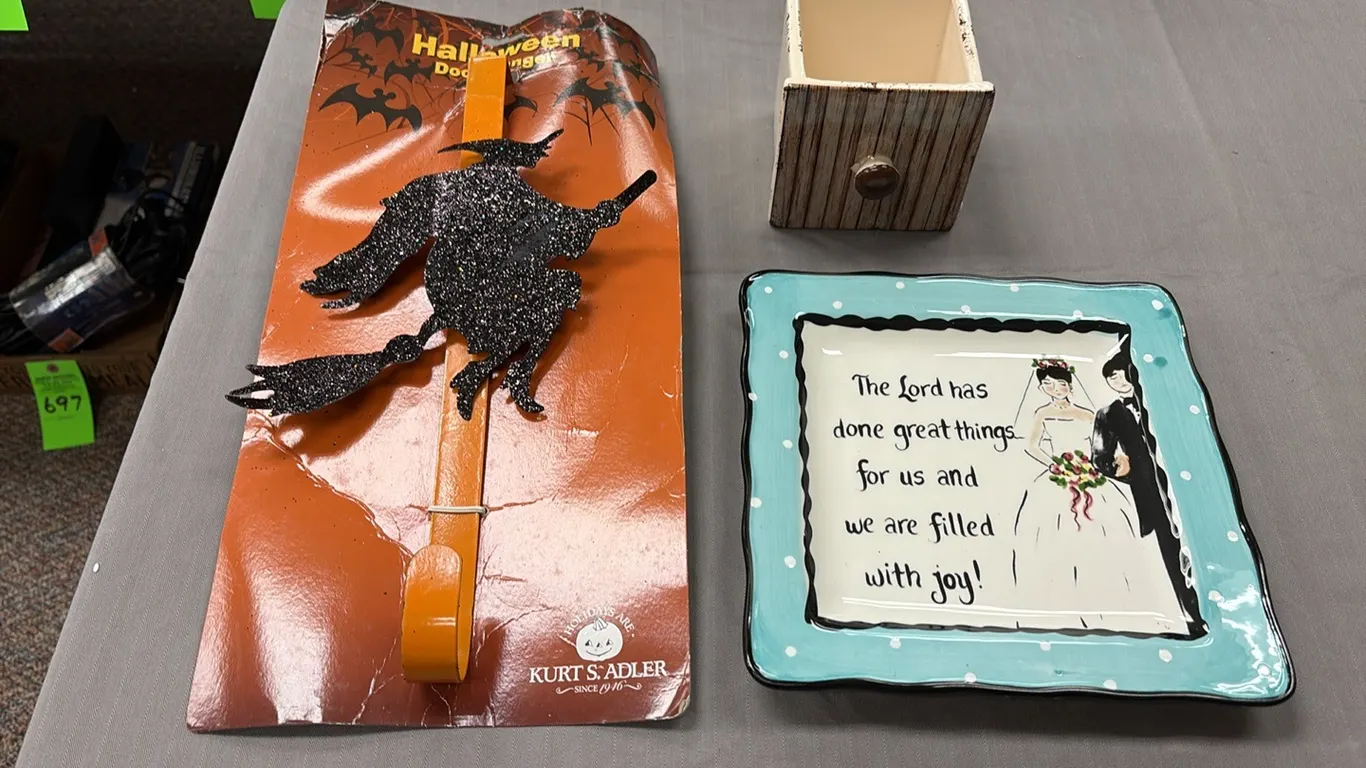 Halloween Door Hanger, Planter & Plate