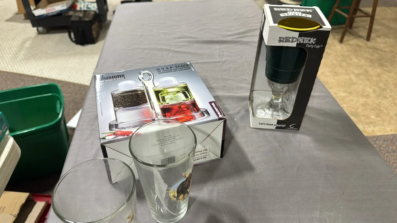 Condiment caddy, glasses, Rednek cup