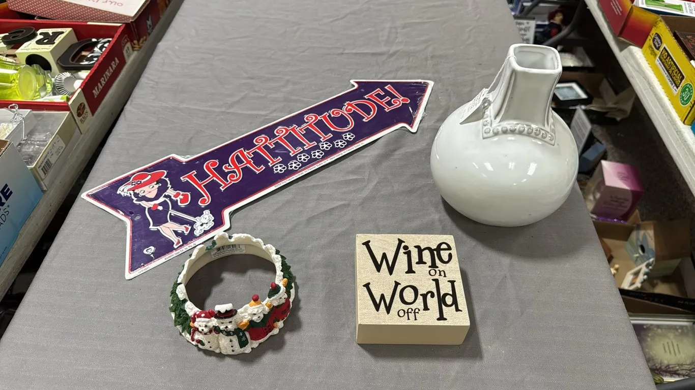 Vase, candle ring, sign