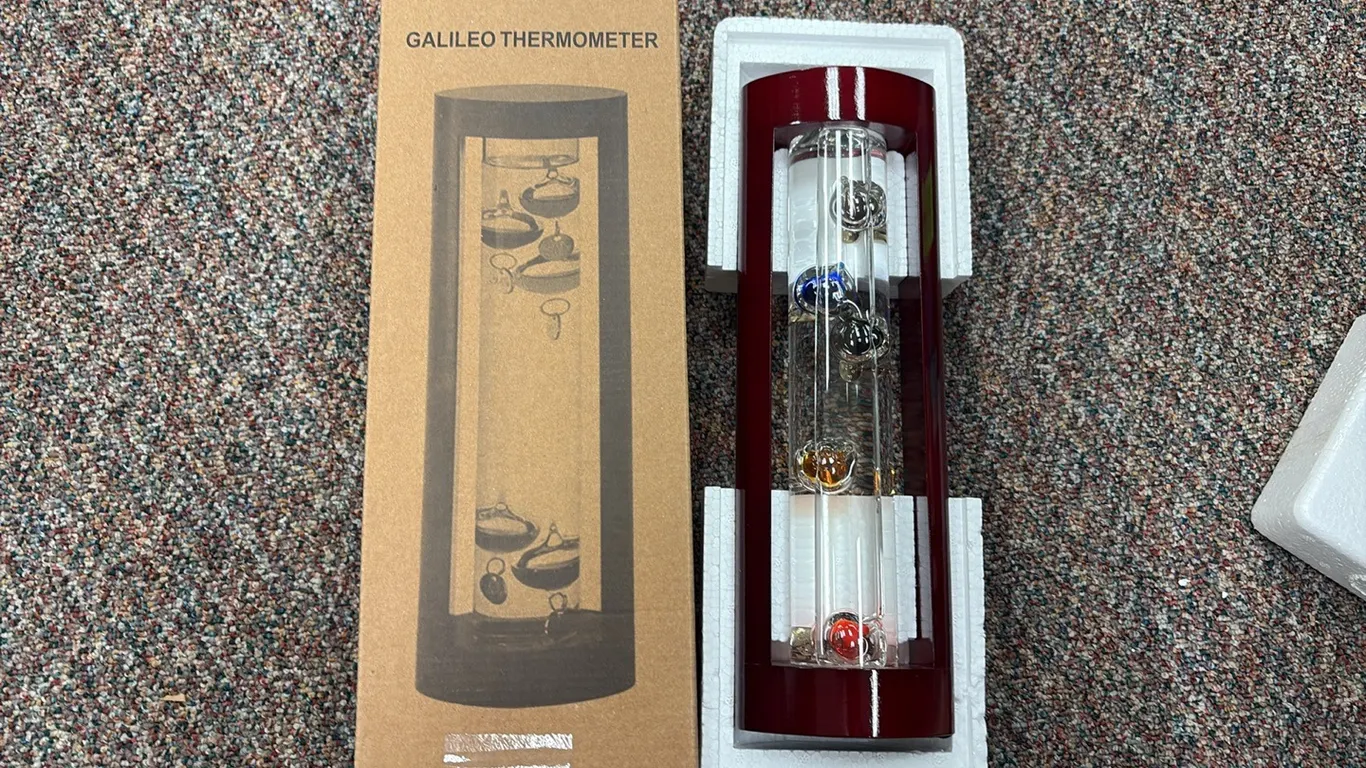 Galileo thermometer