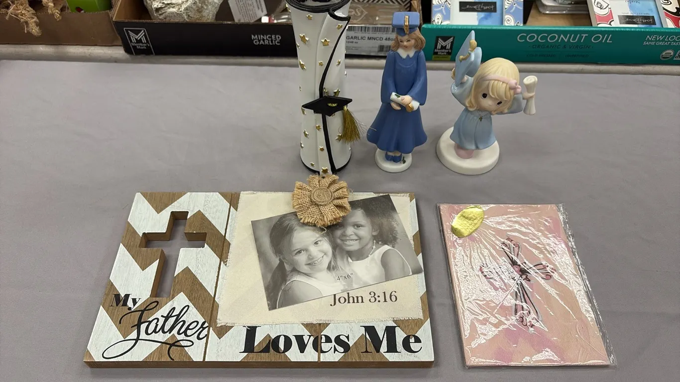 Picture Hanger & Figurines