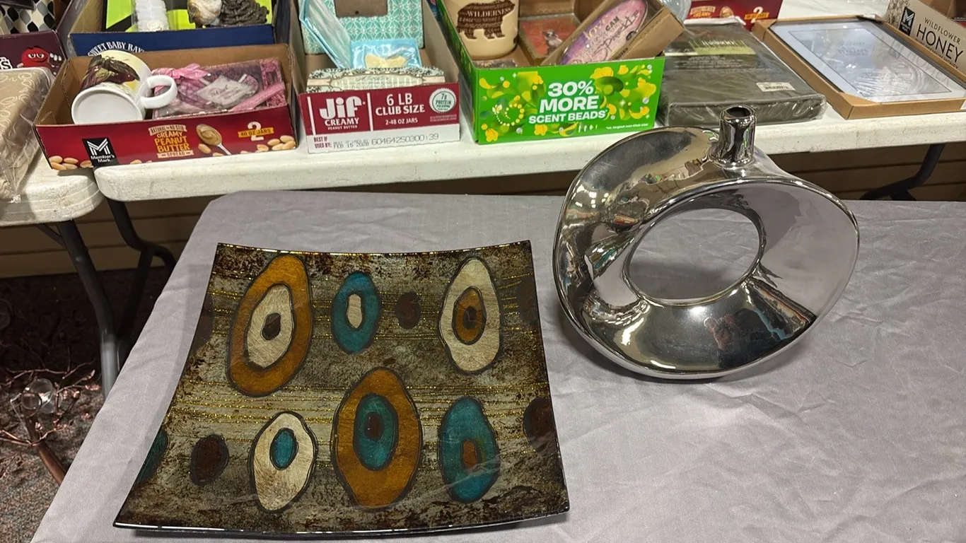 Glass Tray & Vase