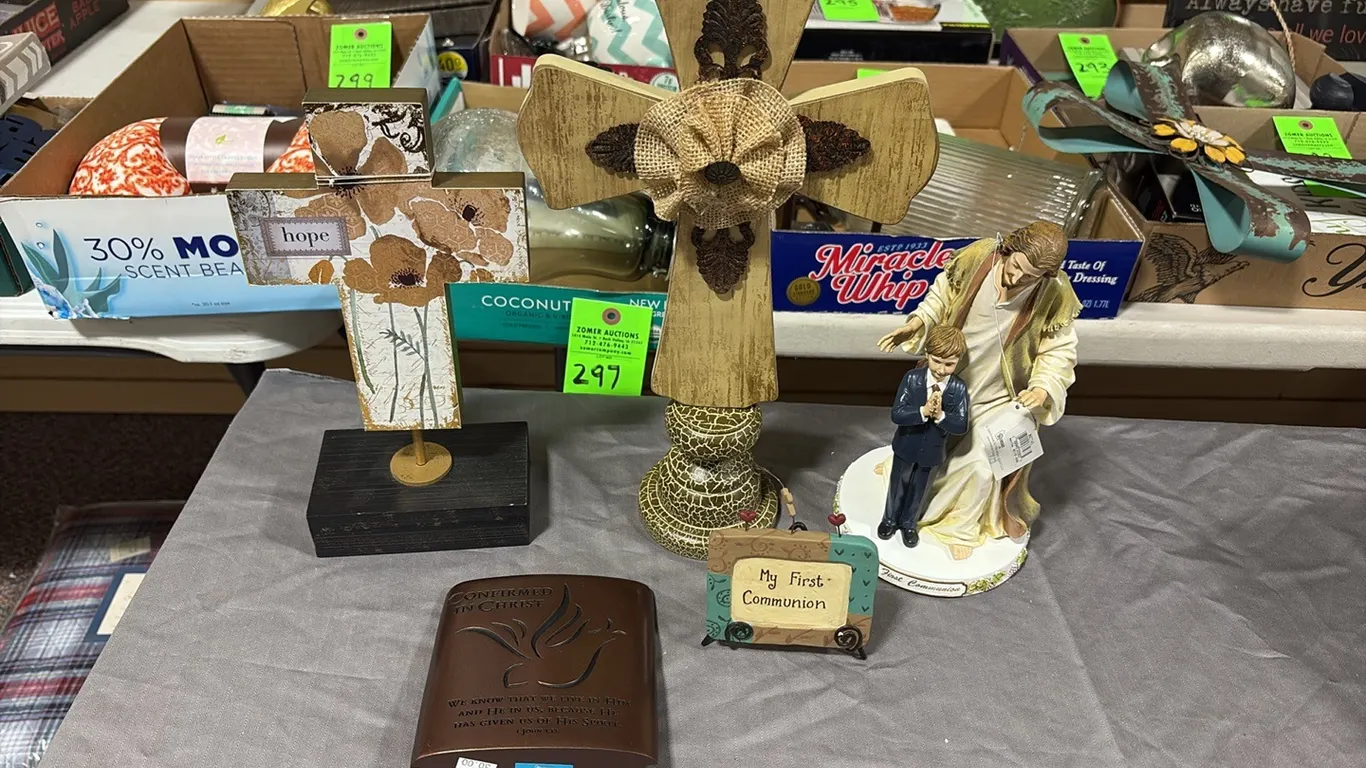 Christian Decor