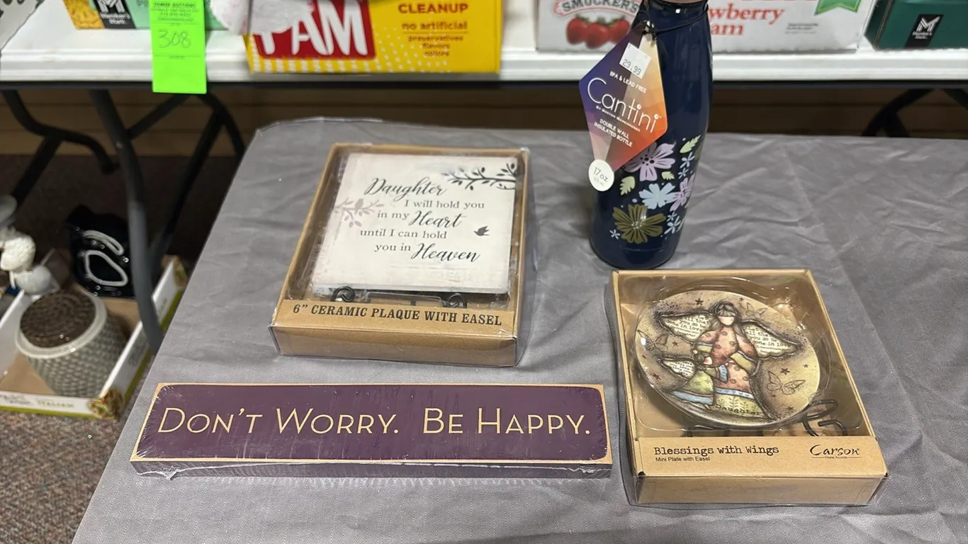 Water Bottle & Home Decor