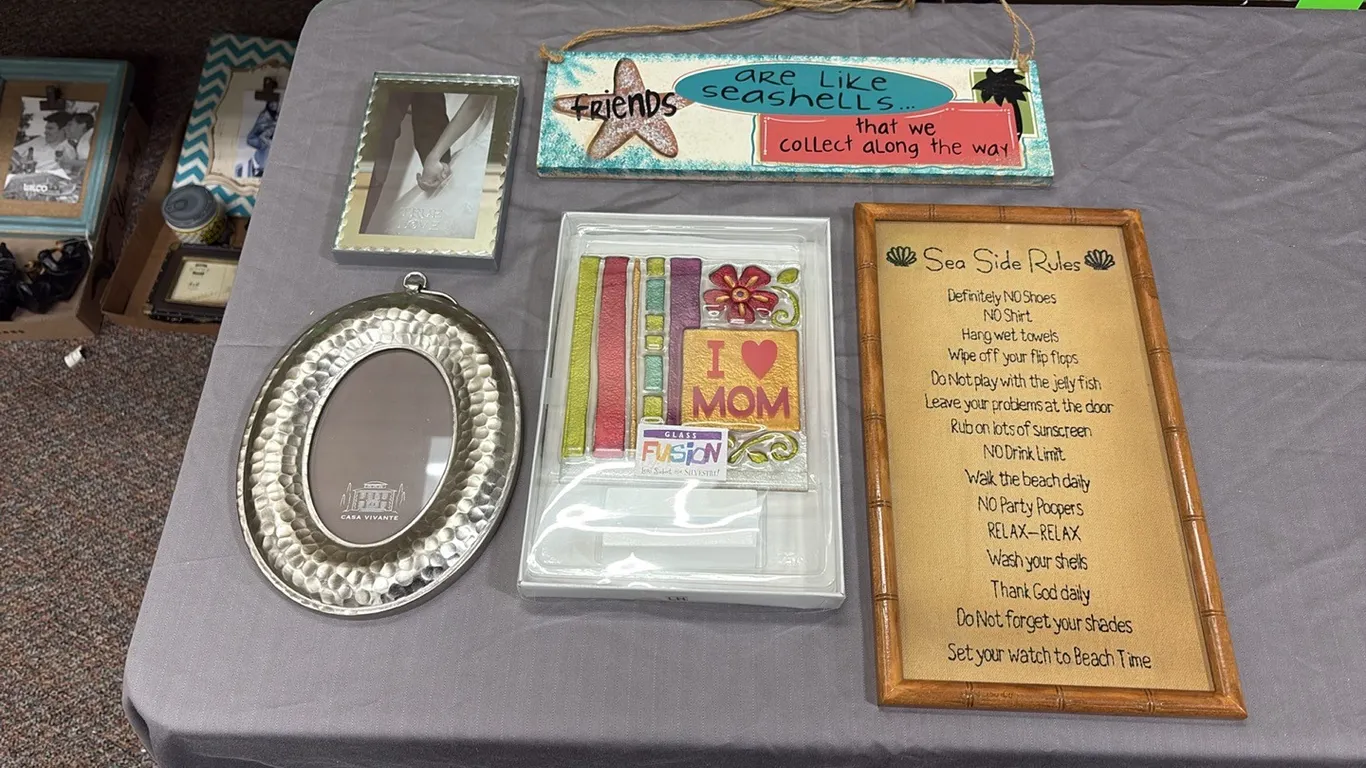 Picture Frames & Beach Decor