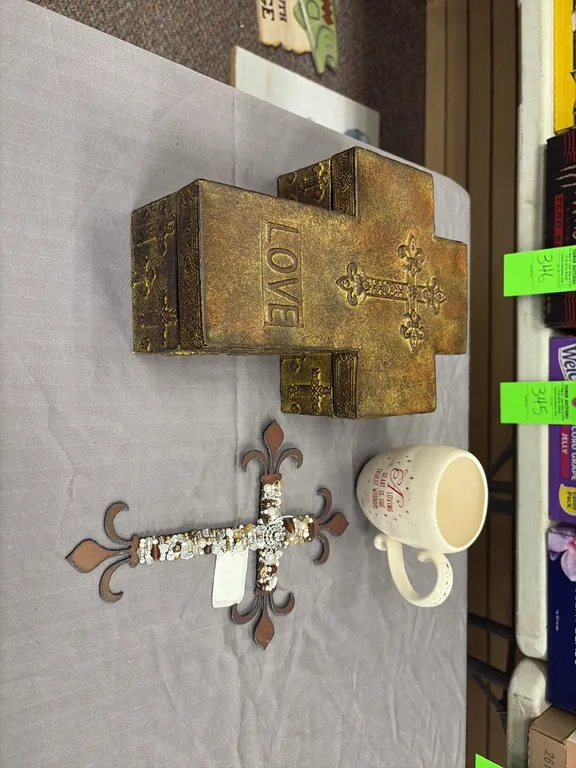 Cross Decor & Mug