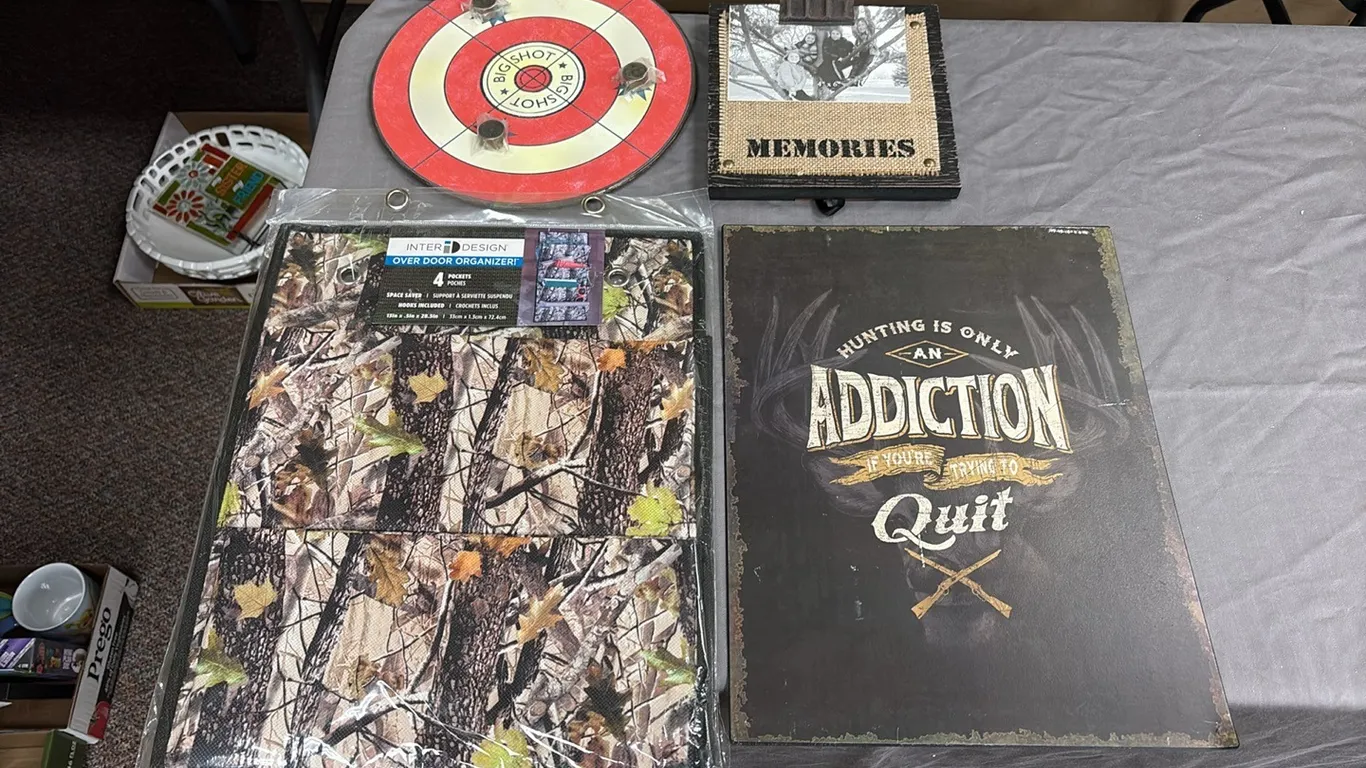 Camo Organizer, Hunting Sign & Big Shot Game