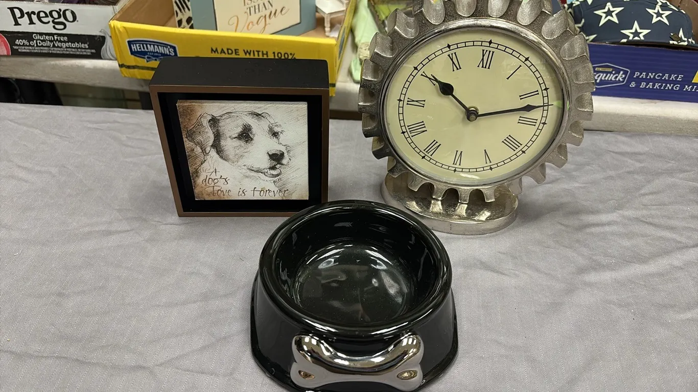 Dog Bowl, Sign & Clock