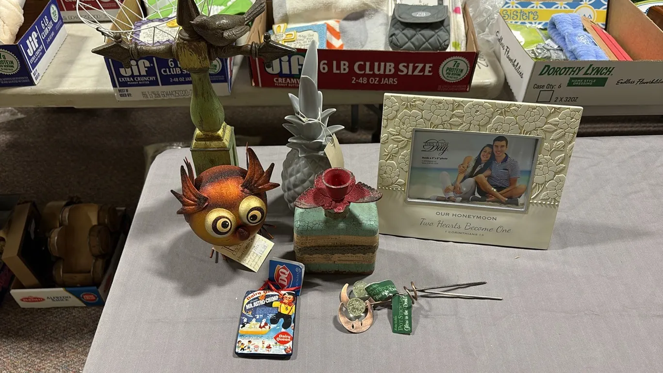 DQ Ornament, Figurines, Decor & Picture Frame