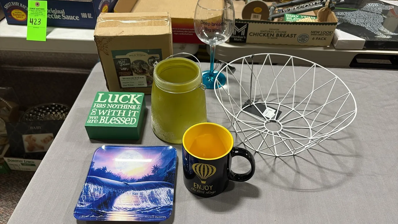 Wire Basket, Wild Wings Mini Plates & Misc