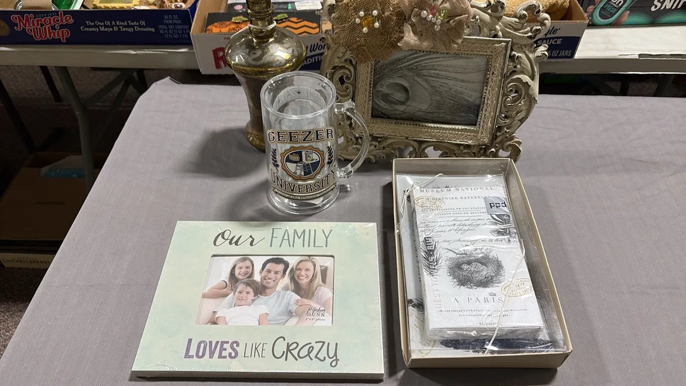 Picture Frames, Lidded Vase & Paris Set