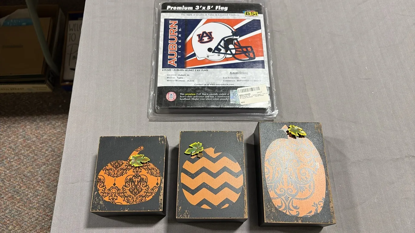 Auburn Football Flag & Pumpkin Decor