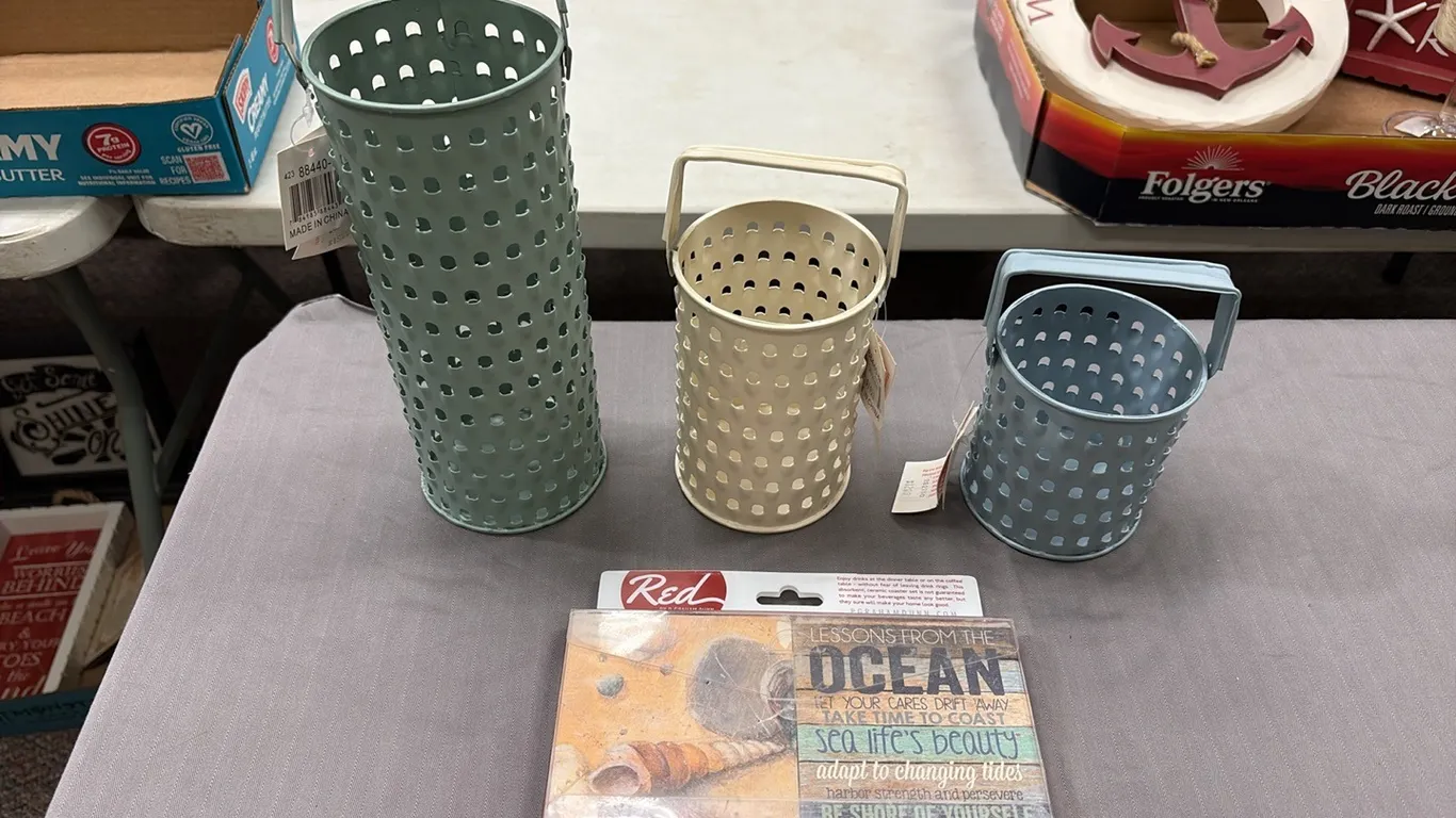 Colorful Baskets & Beach Coasters