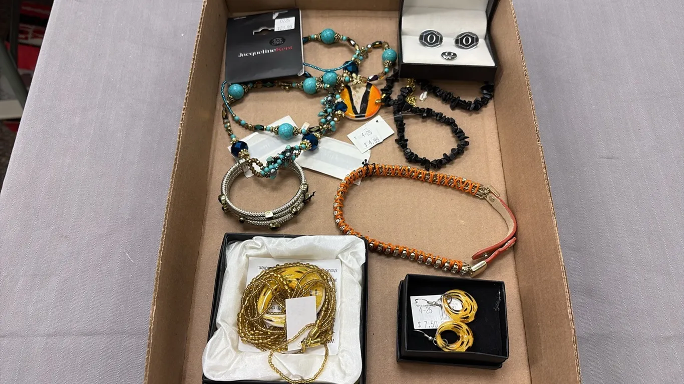 Assorted Jewelry