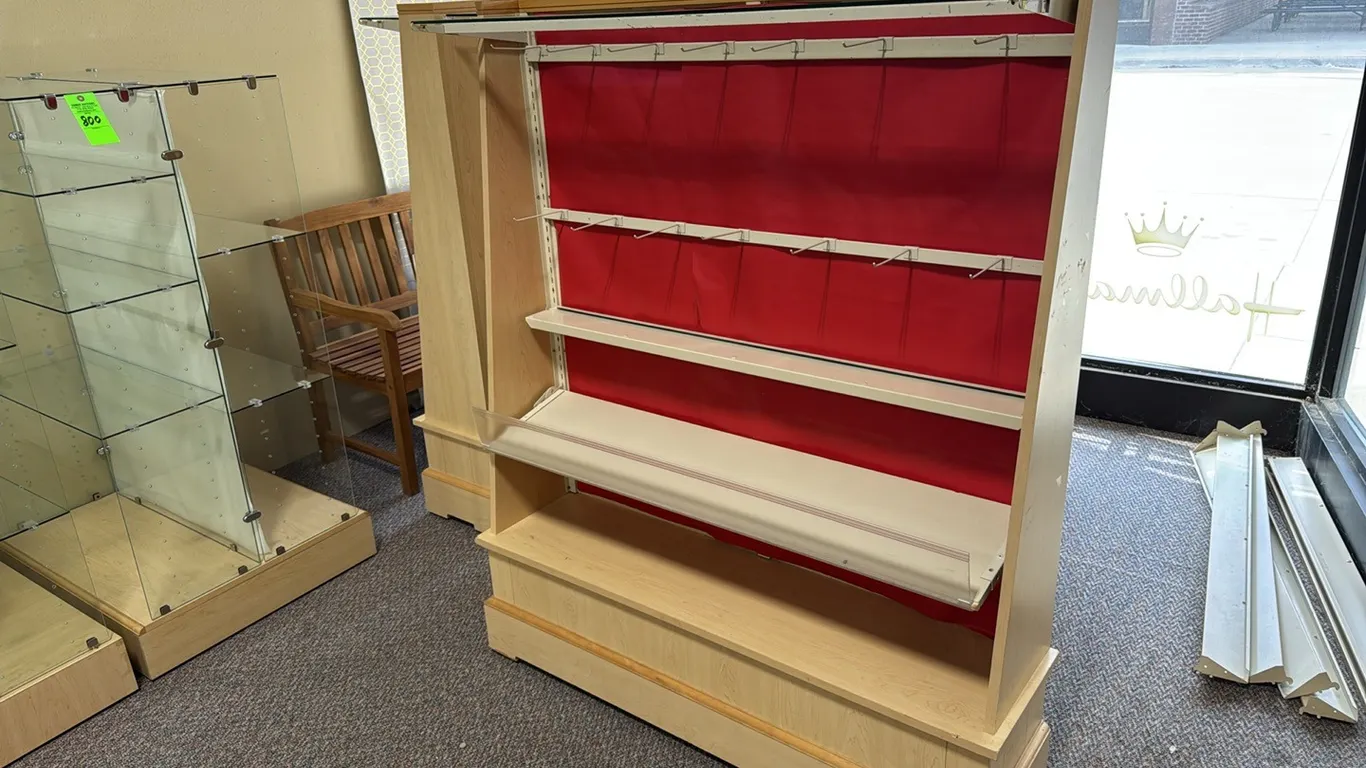 Display shelves