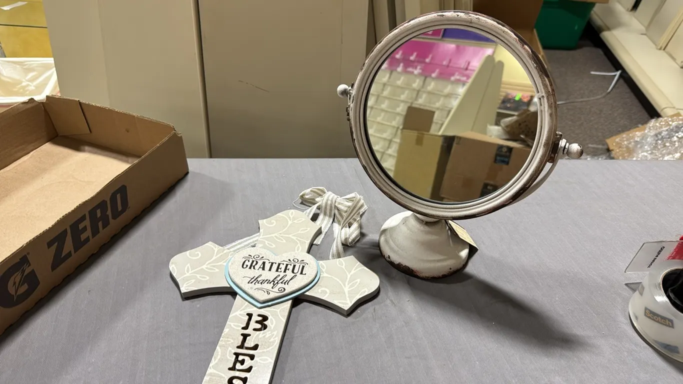 Mirror, cross