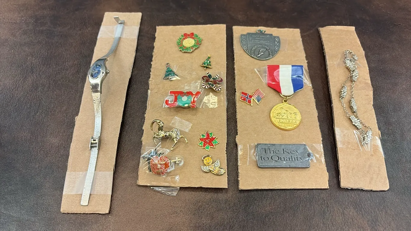 Christmas Pins, Watch & Medals