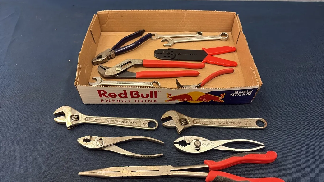 Pliers & Wrenches
