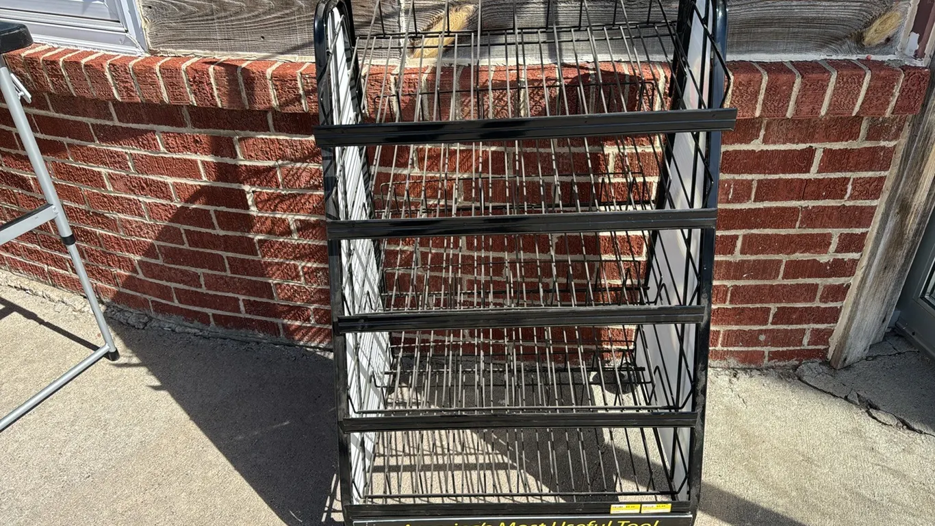 Rolling tape display rack