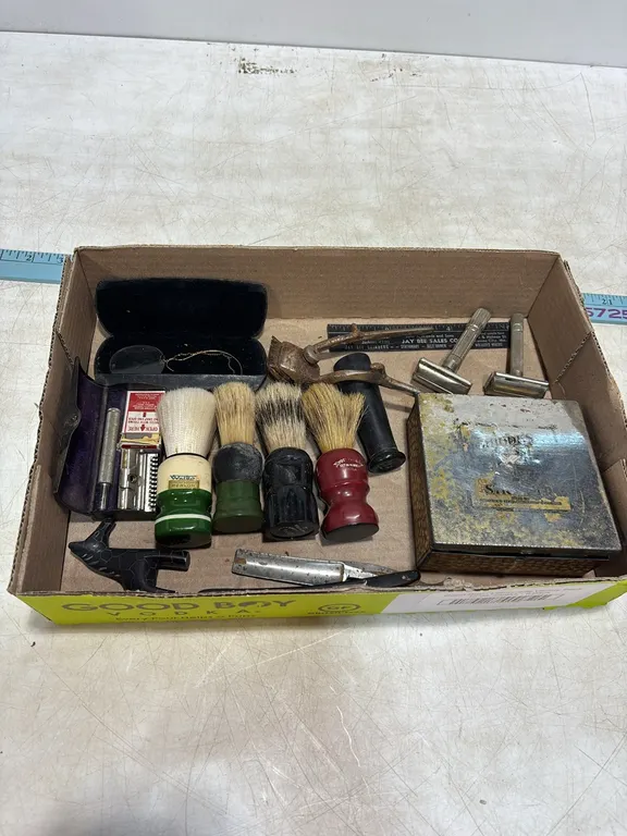 Old Razors - Sharpener and more