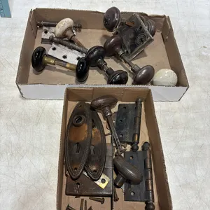 Vinatge Door Knobs and Hardware