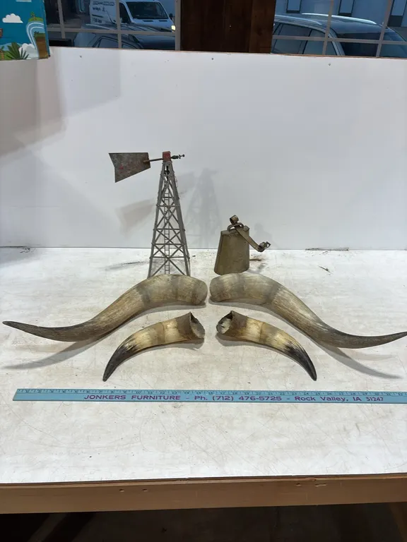 Horns - Cow Bell - windmill base