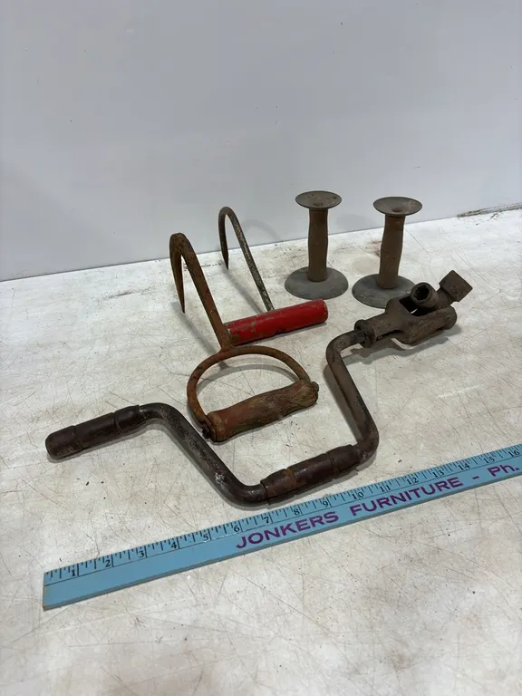 Hay Hooks - Hog Scrappers - speed Wrench