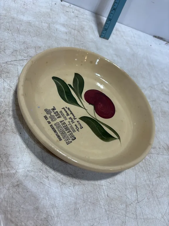 Hull Watts Apple Pie Plate