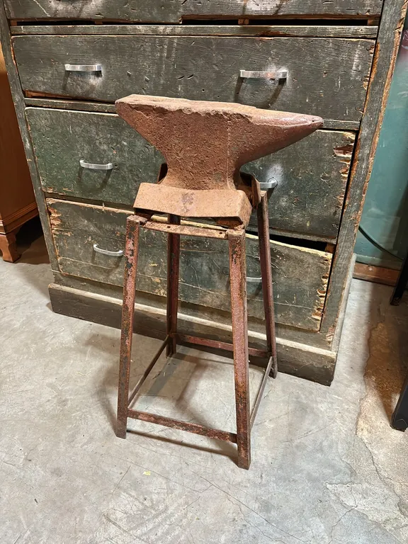 Anvil on Stand