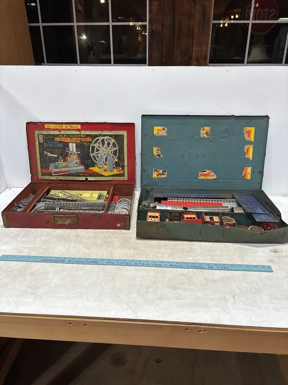 2 Erectotor Sets