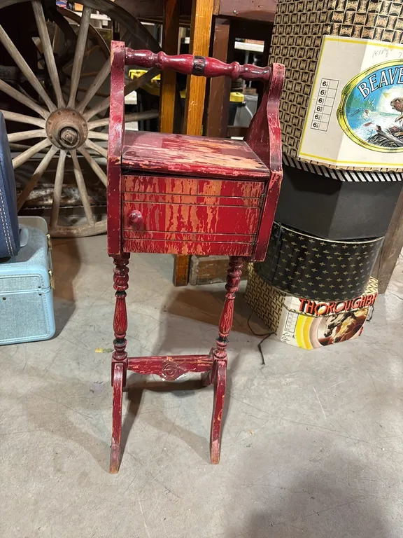 Wood Smoking Stand