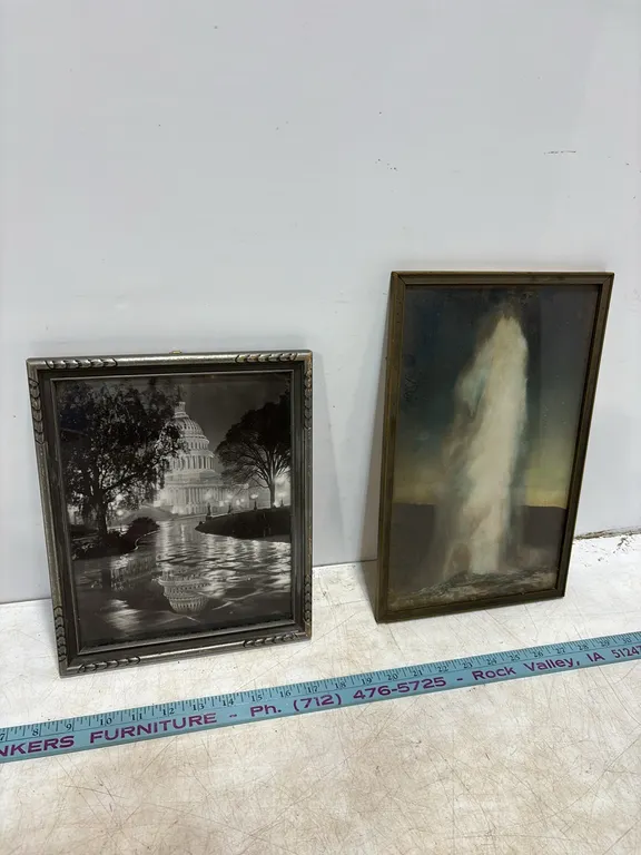 2 Pictures