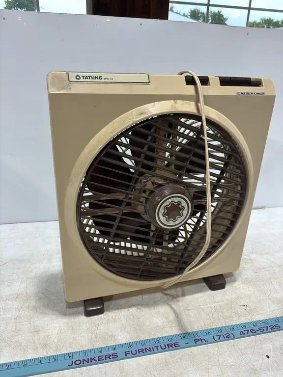 Tatung BFB-12 Fan - works
