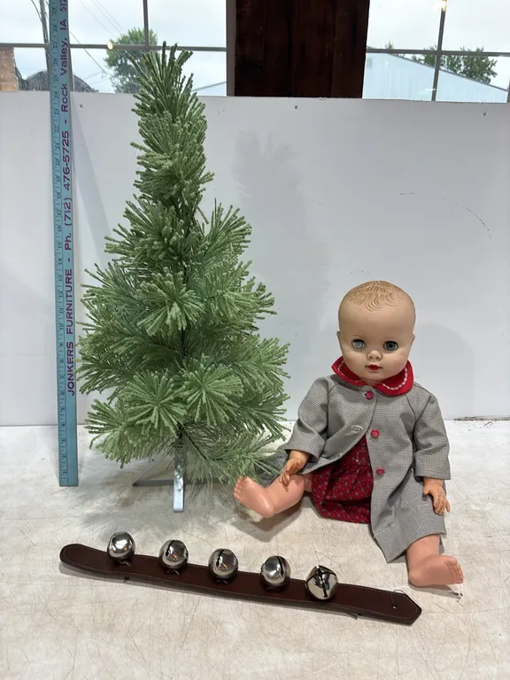 Tree & Doll