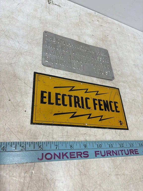 2 Small Signs