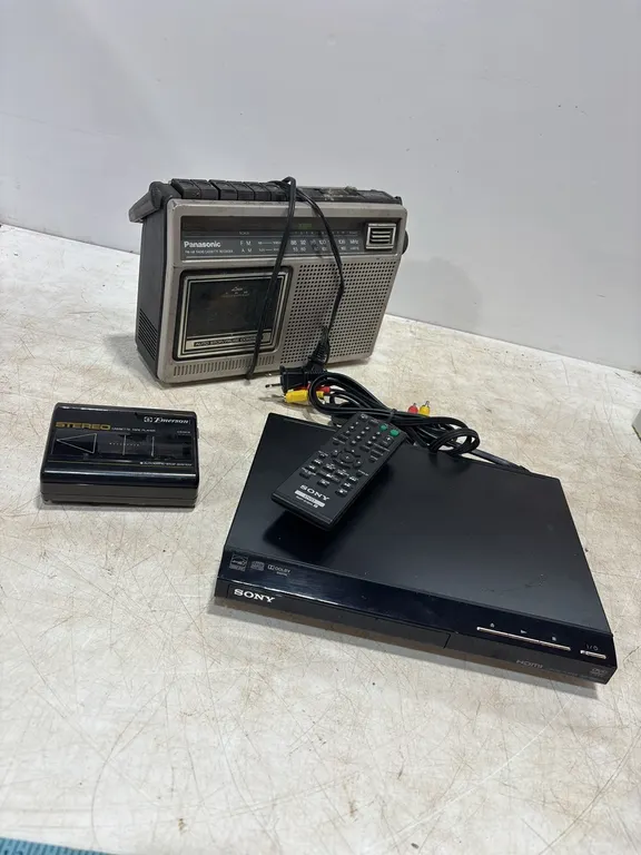 Boom Box & DVD Player