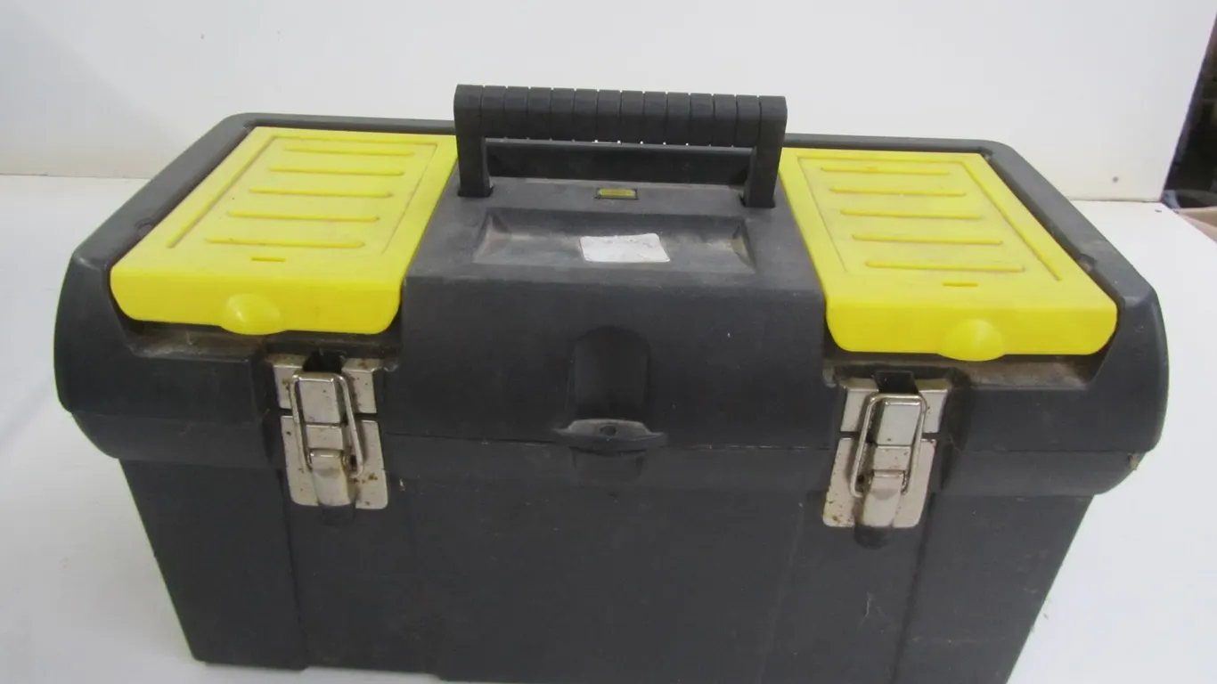 Tool Box w/Assorted Tools