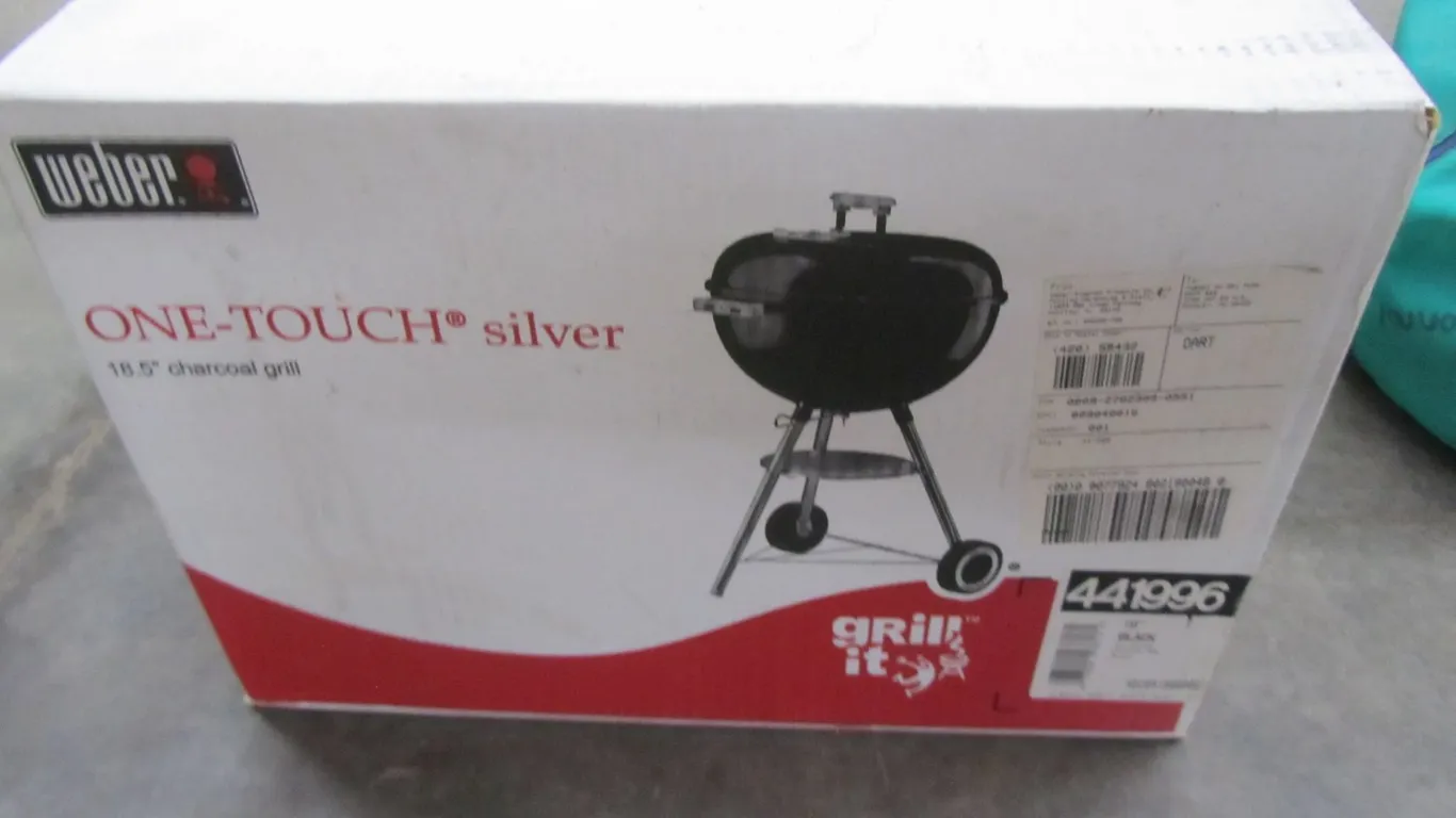 Weber One-Touch Silver 18.5" Charcoal Grill