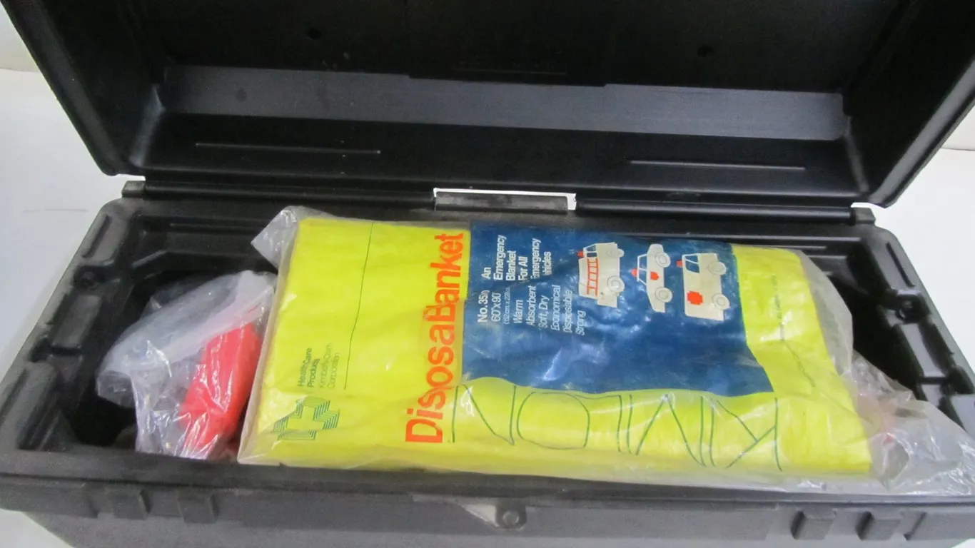 Automotive Roadside Kit
