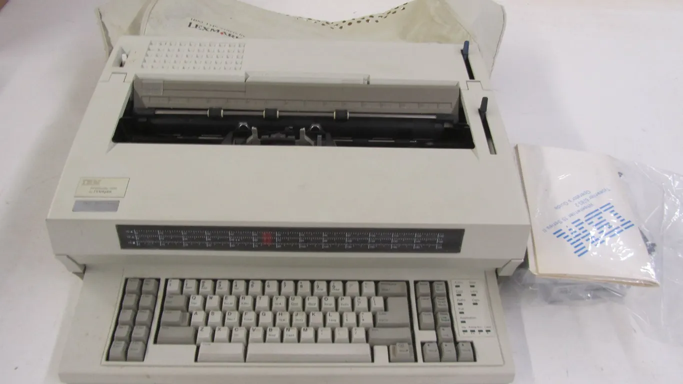 IBM Wheelwriter 1500 By Lexmark Typewriter